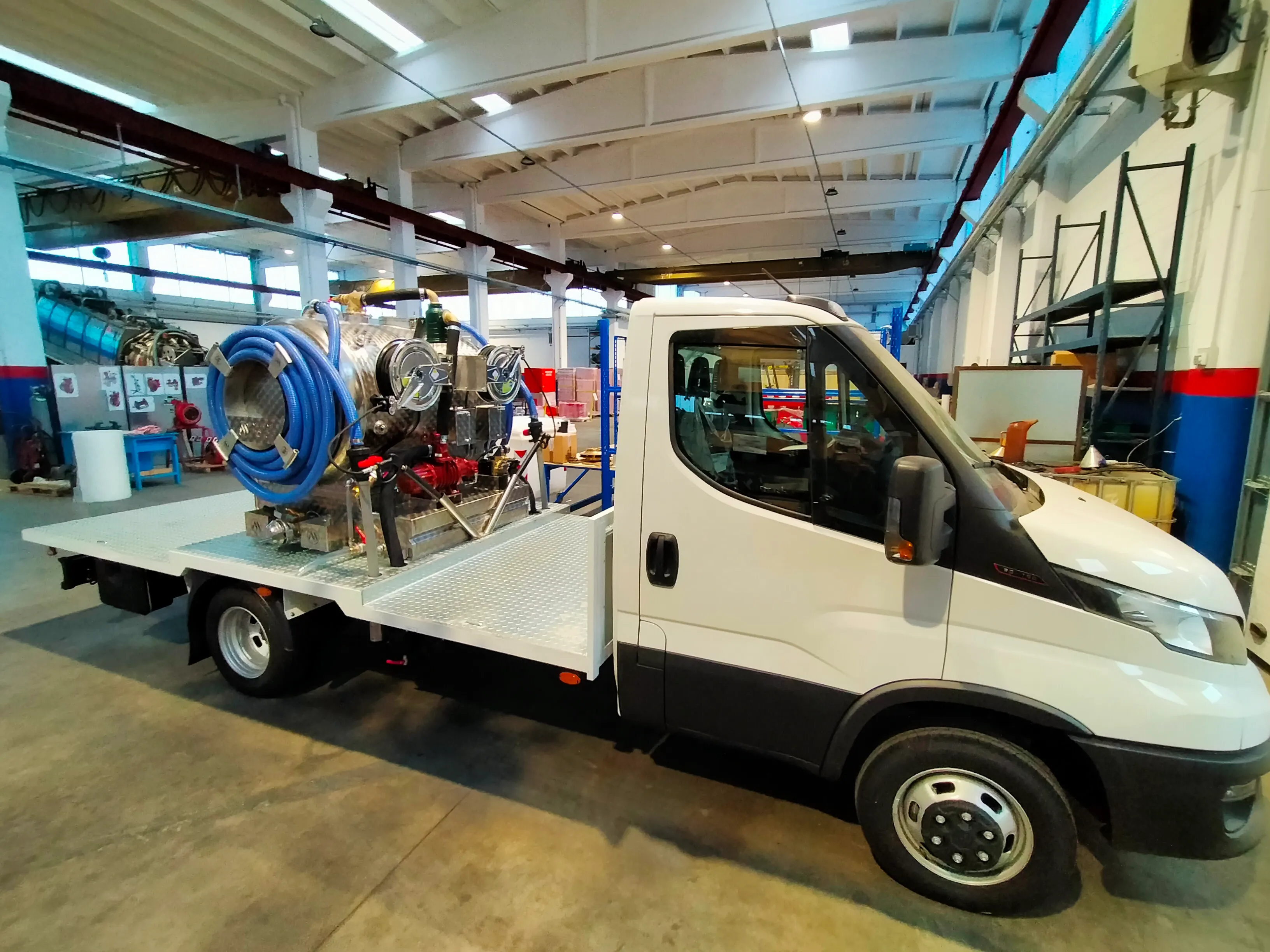 ML Combi 10/05 - Compattezza ed Efficienza per la Gestione Ecologica 2